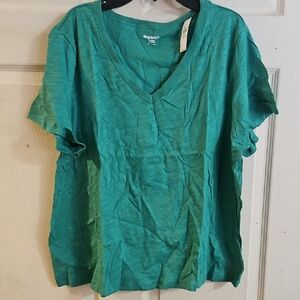 OLD NAVY SHORT SLEEVE V-NECK TEE: NORTHERN LIGHTS: NEW WITH TAGS: XL PETITE